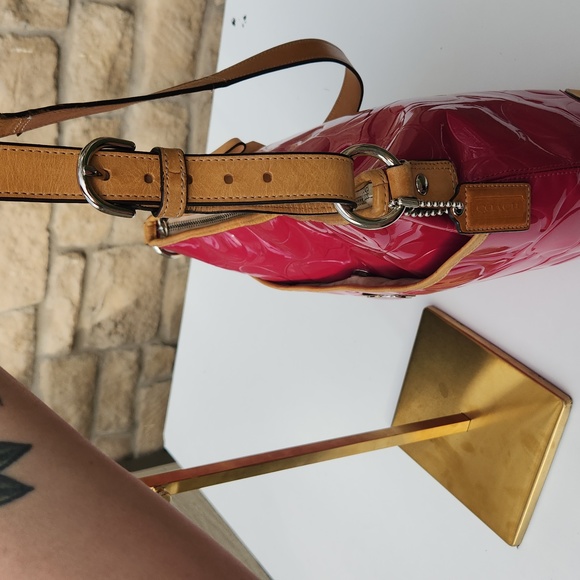 Coach Hot Pink Patent Leather Large Tote/Satchel - Picture 11 of 17